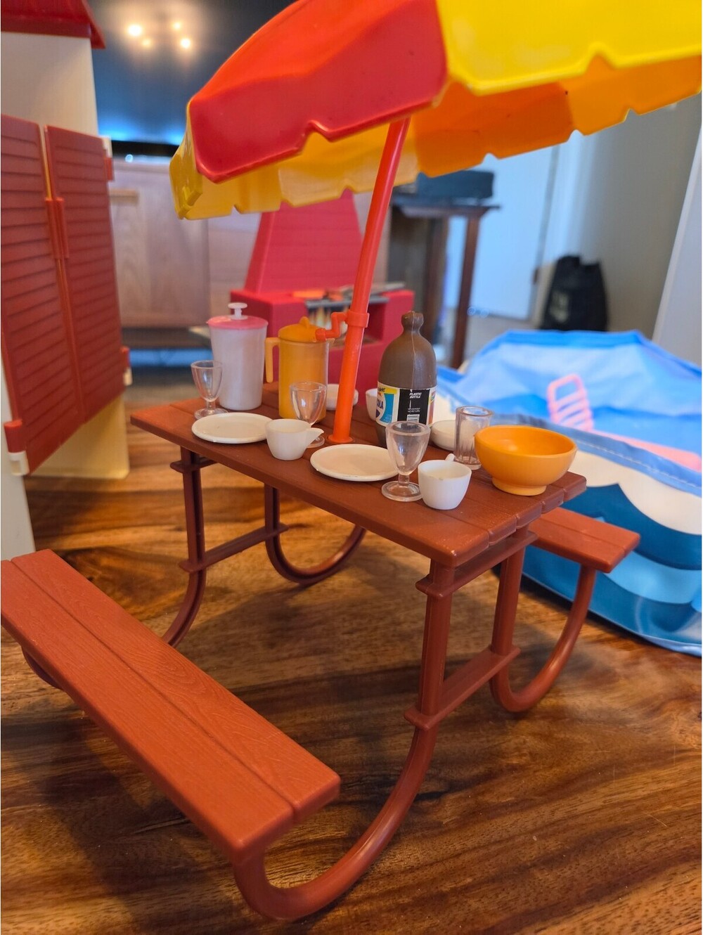 Vintage Barbie Backyard Fun Picnic w accessories 1990s